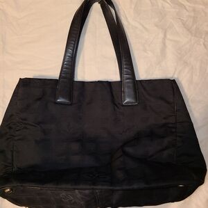 Chanel Black Tote (handle wear)